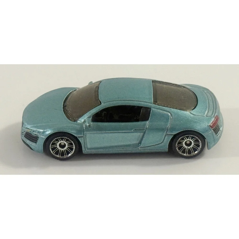 Matchbox Audi R8 V10 Collectible‎ 1/62 Scale Diecast Diorama Model 2007